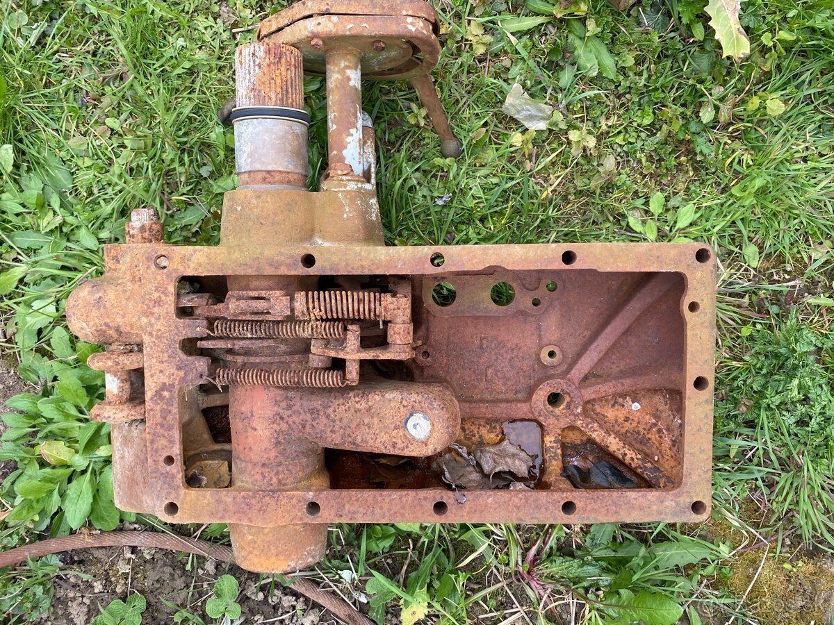 Predám hydrauliku na Zetor major - 2