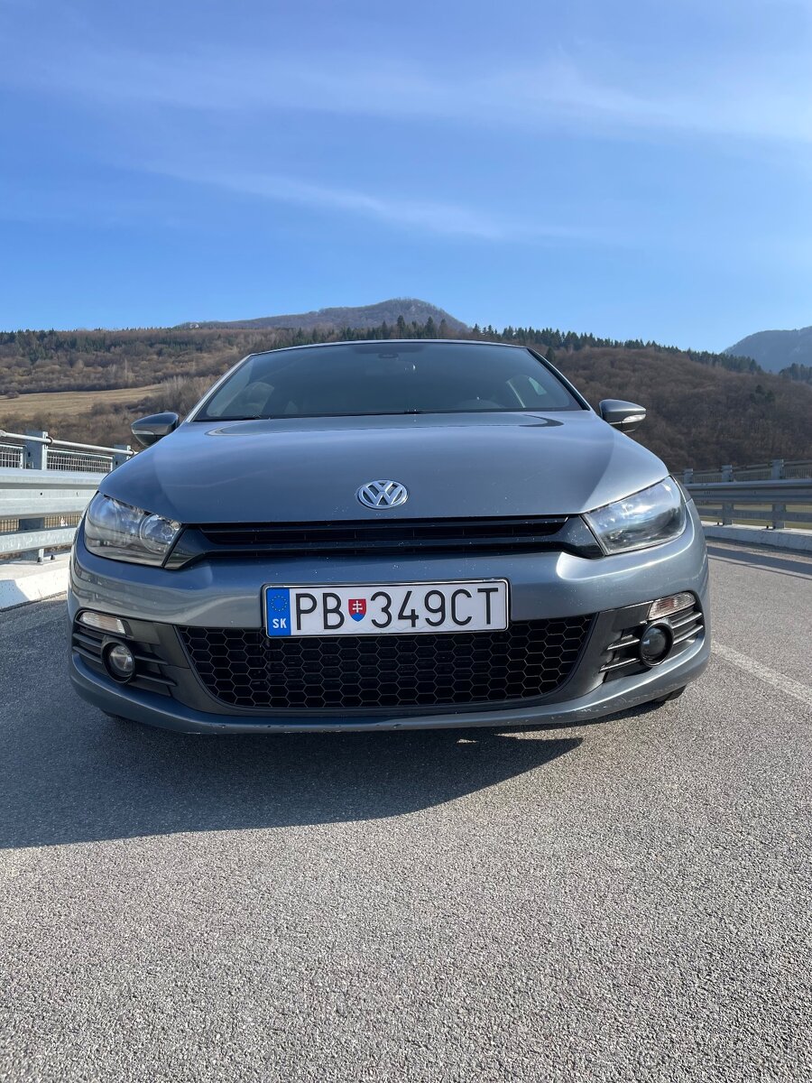 Vw scirocco 2.0tdi 103kw - 2