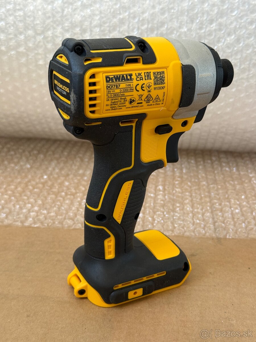 AKU razovy uťahovák Dewalt - 2