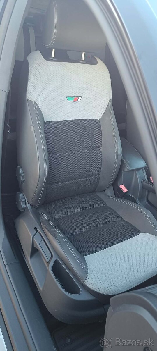 Škodu Octaviu ll Combi RS - 2