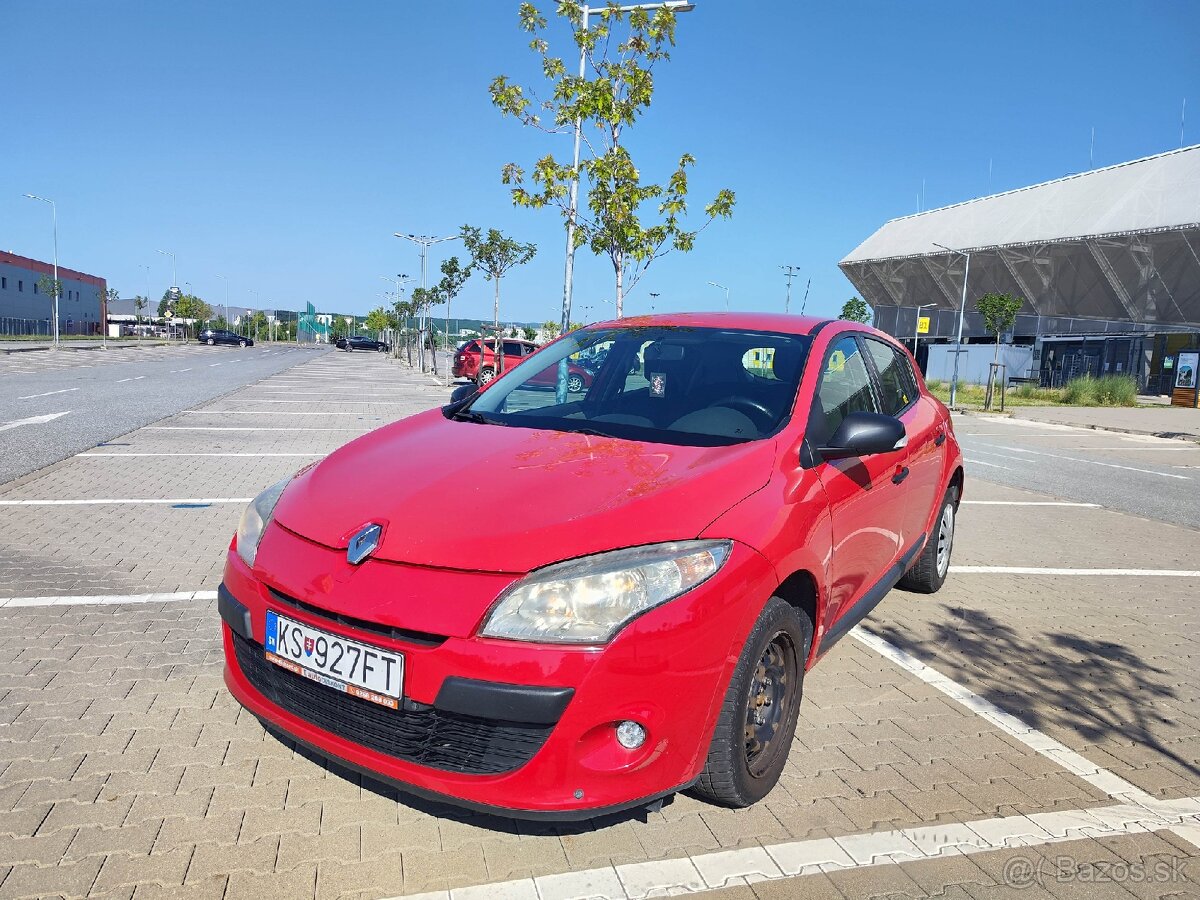 Renault Megane 2010 DIESEL - 2