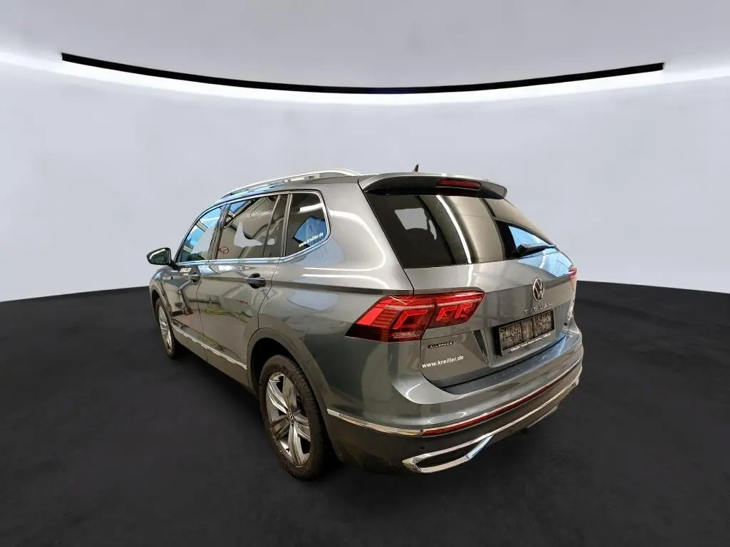 VW Tiguan Allspace Elegance 4Motion - 2