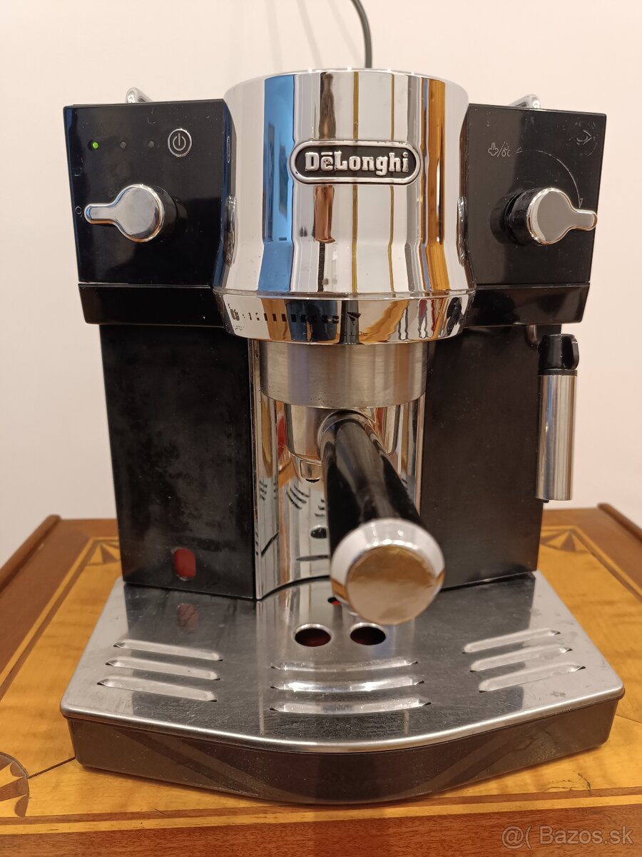 Delonghi EC820B - 2