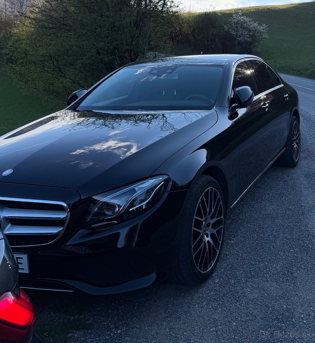 Mercedes Benz sedan E220d 4matic w213 - 2