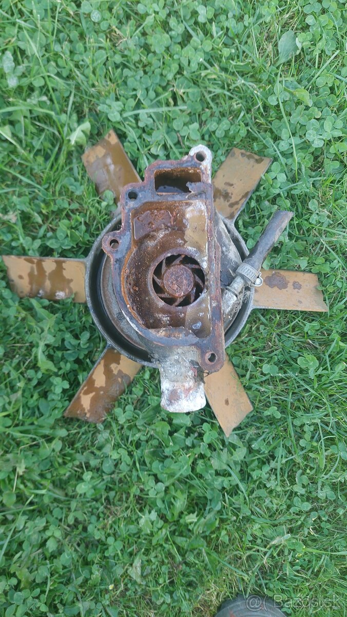 Teleso vodnej pumpy motor ifa multicar - 2