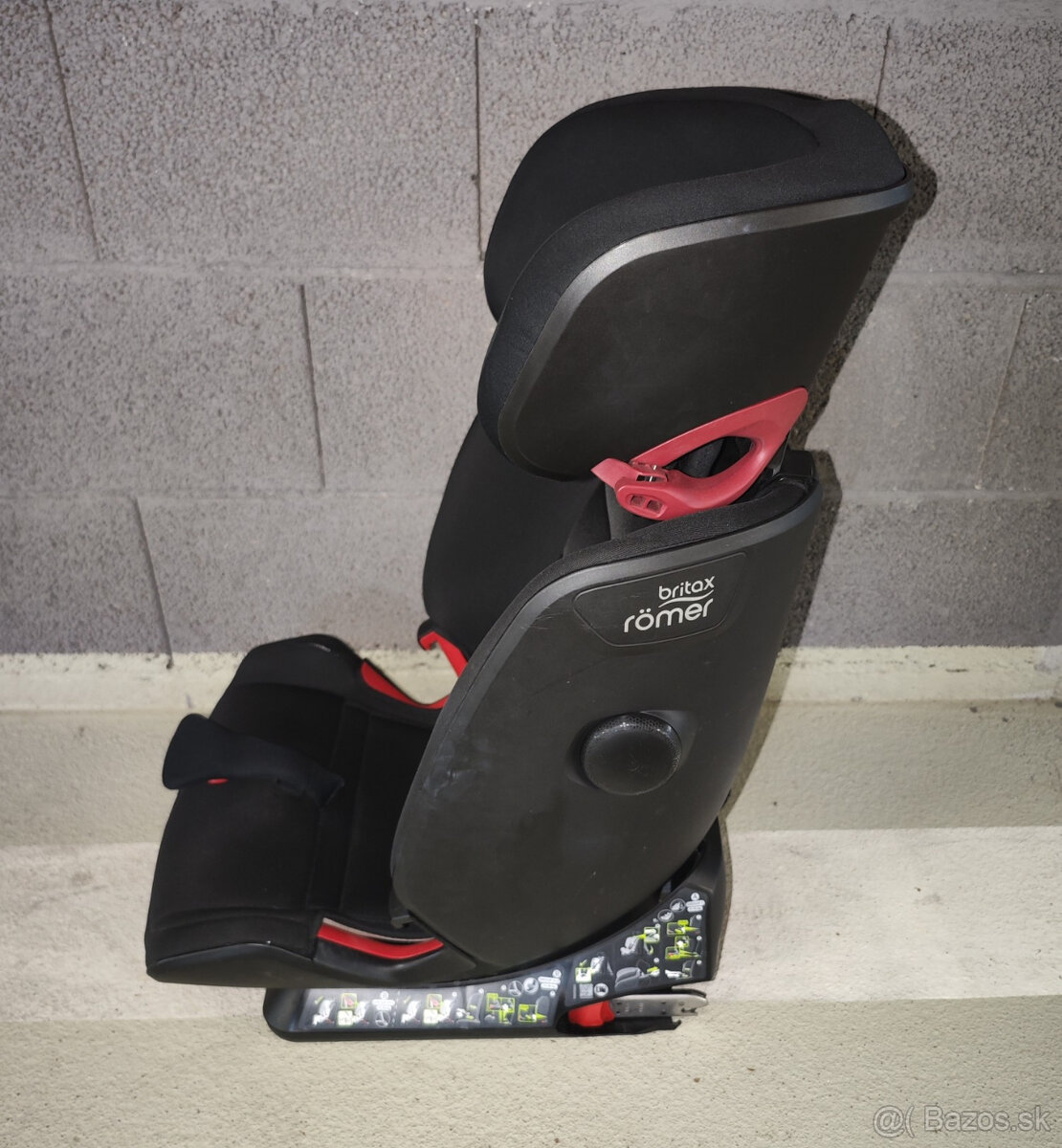 Britax Römer Advansafix IV - 2