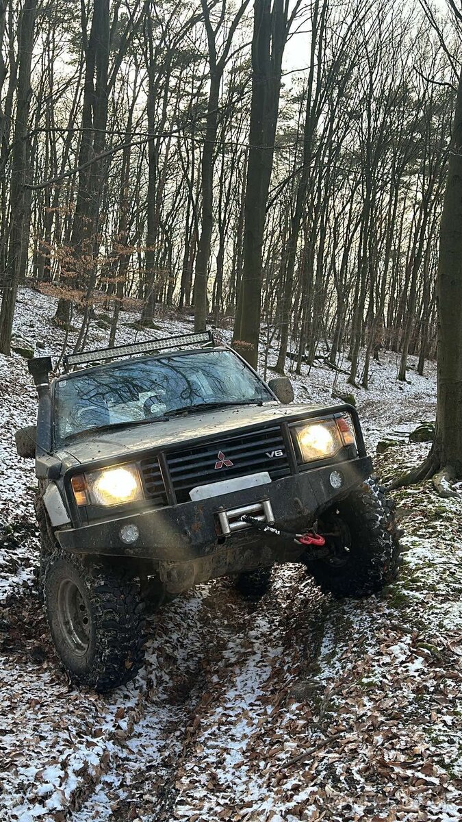 Mitsubushi Pajero 2 - 2