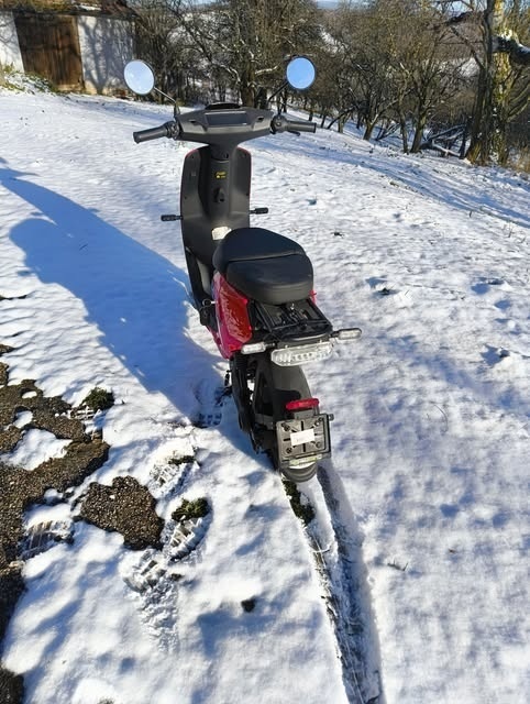 Elektrický skúter Super Soco CU MINI - 2