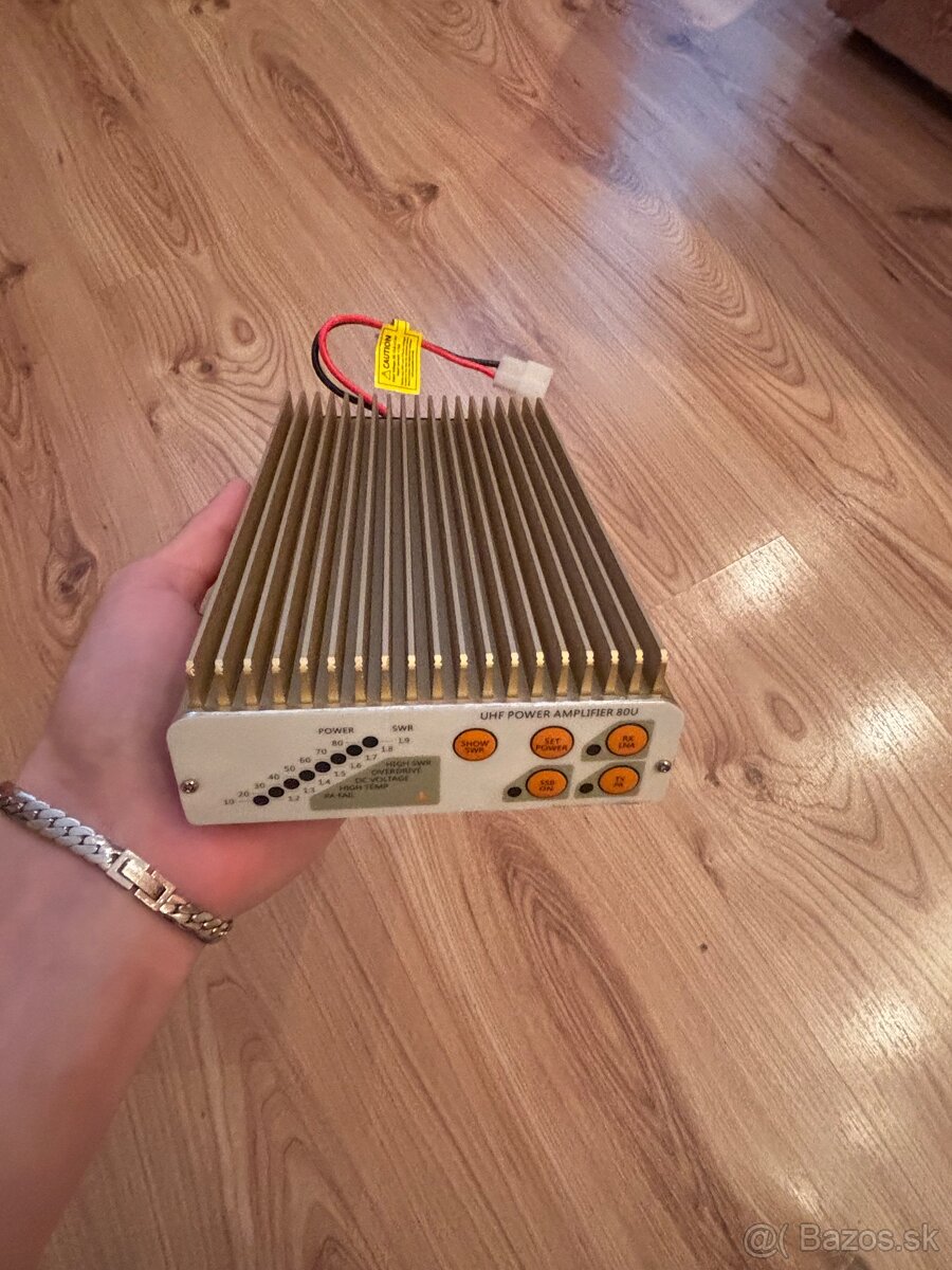 UHF výkonový zosilňovač Toptek - 2