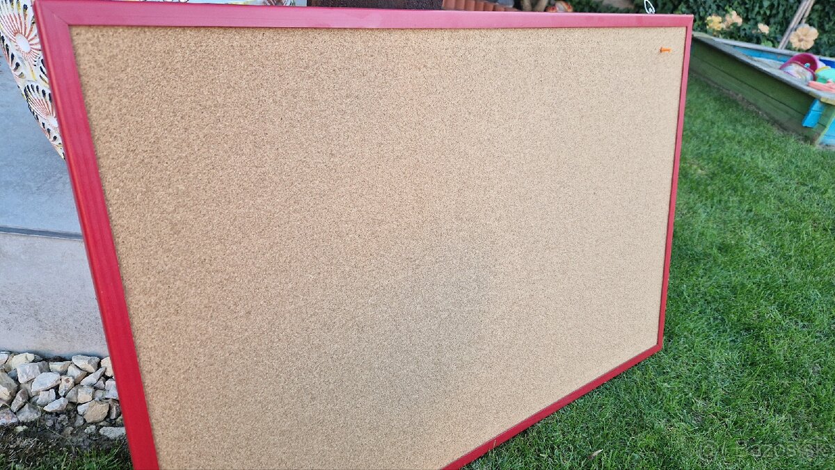 Korková nástenka 90x60 cm červená - 2