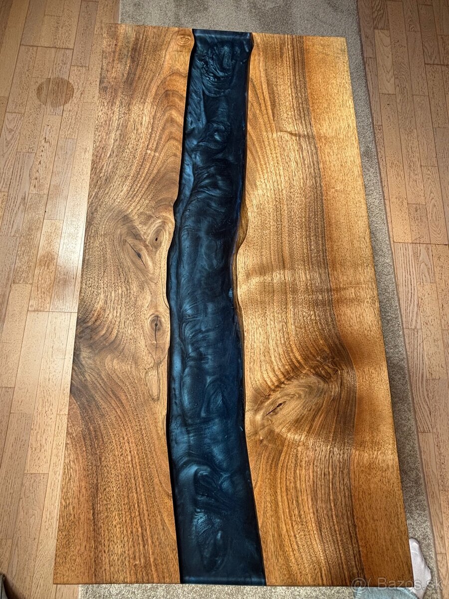 Čierny epoxidový stôl - 2