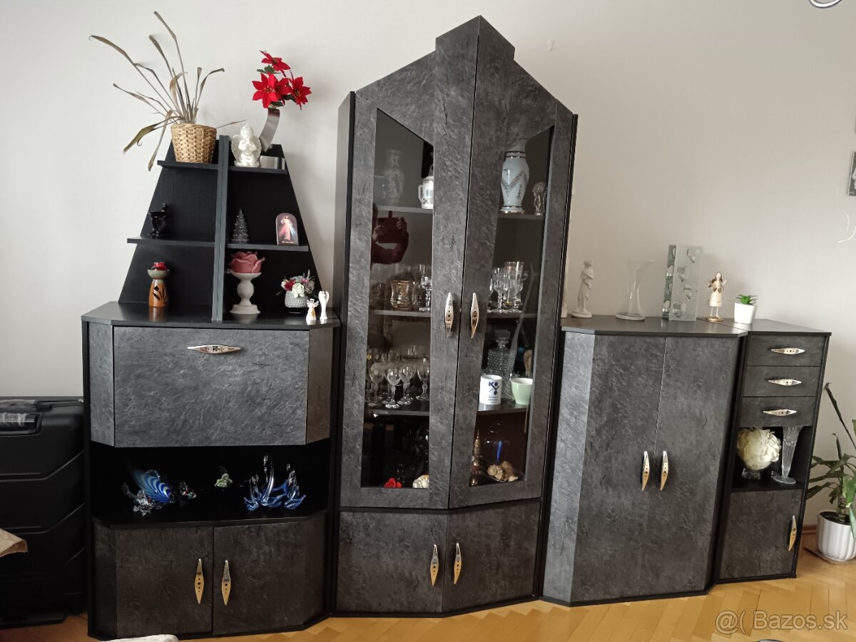 Čierna obývacia stena - 2