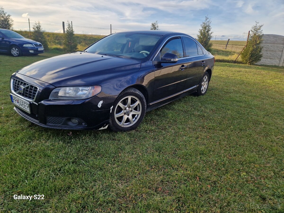 Volvo 2.4 Diesel - 2