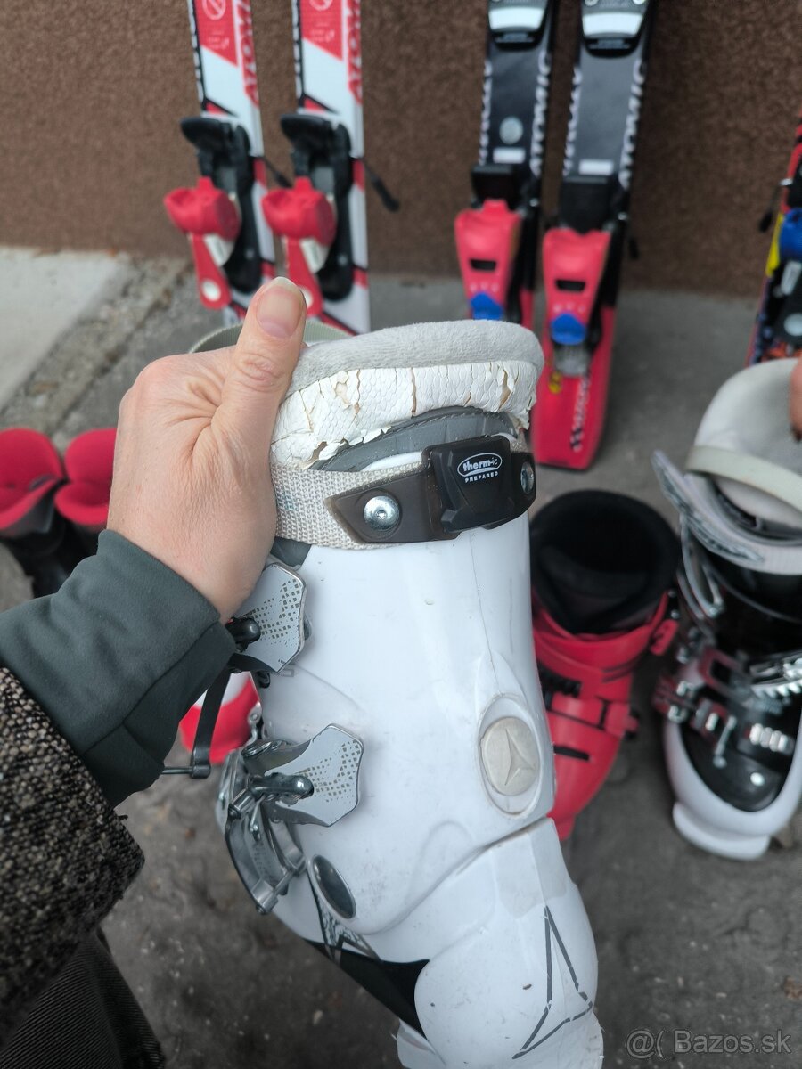 Predám lyžiarky Atomic Comfortfit vel.38 - 2