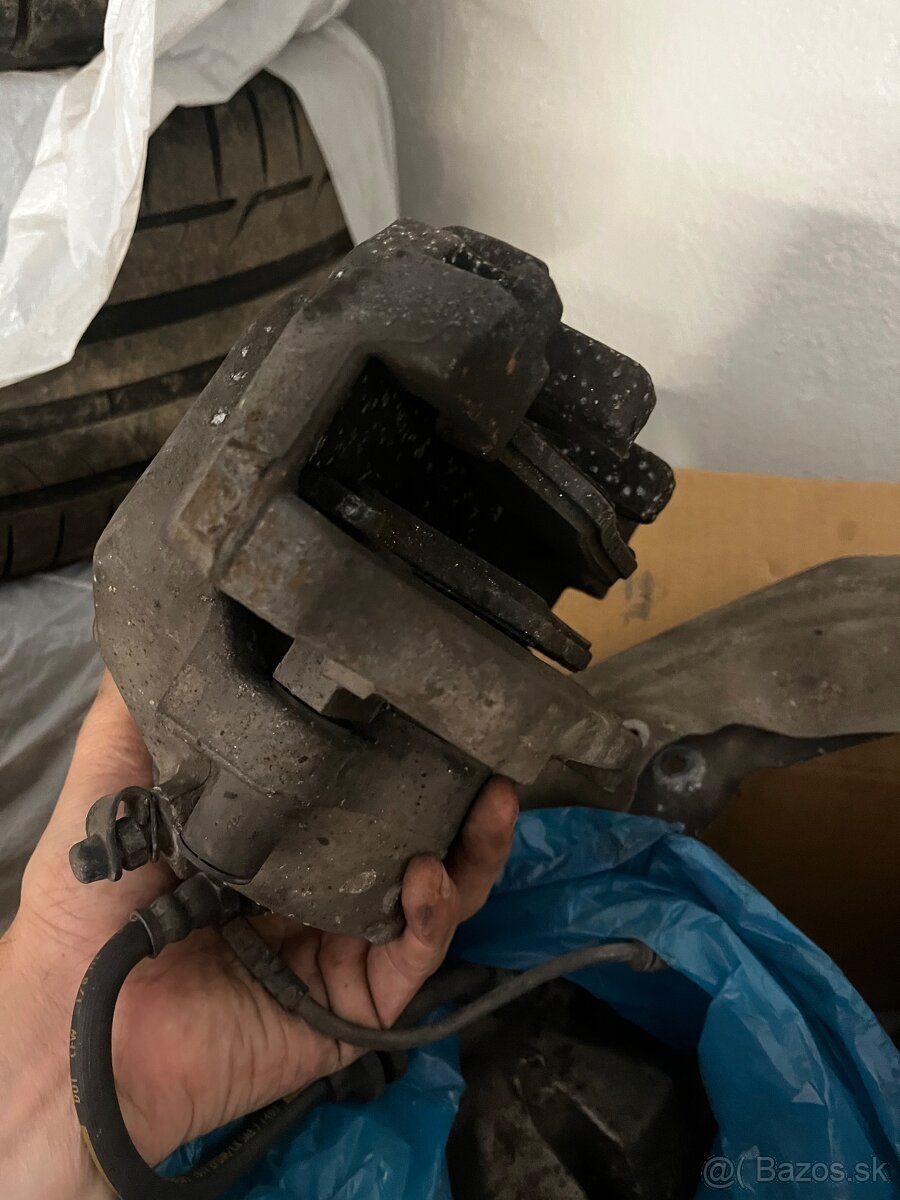 Brzdové strmene BMW - 2