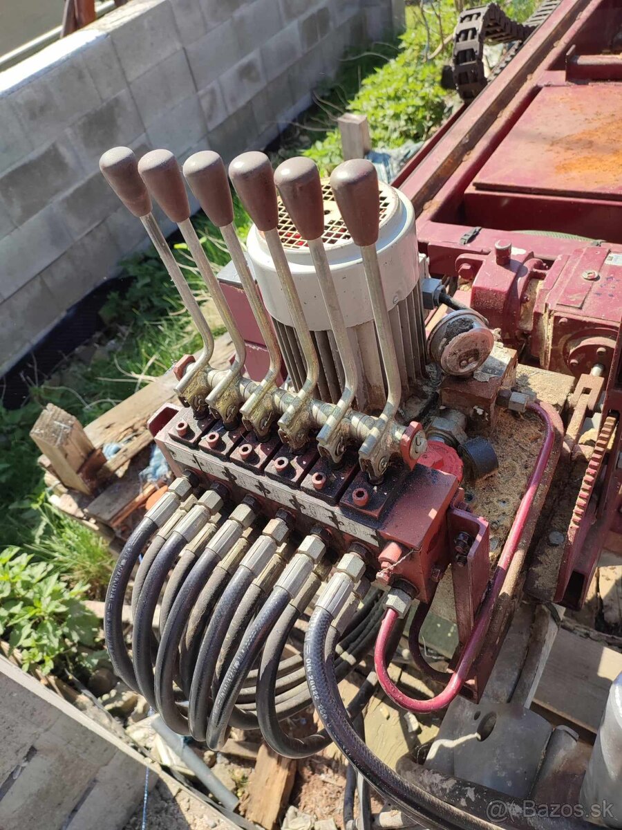 Kmeňová pásová píla - 2