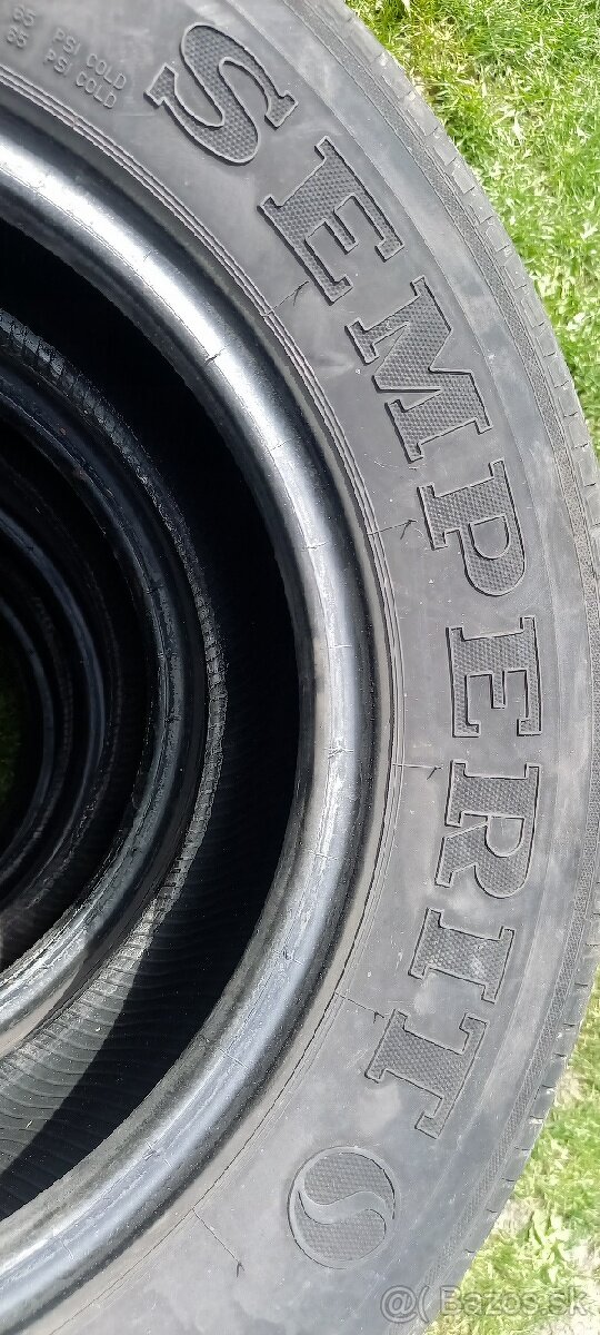 Predám pneumatiky 215/70r15 - 2