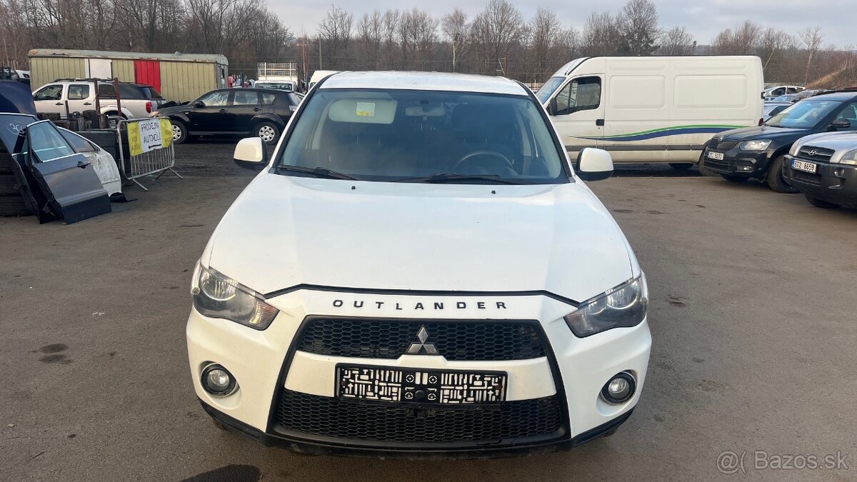 MITSUBISHI OUTLANDER 2.2 Di-D 4N14 Na náhradní díly - 2