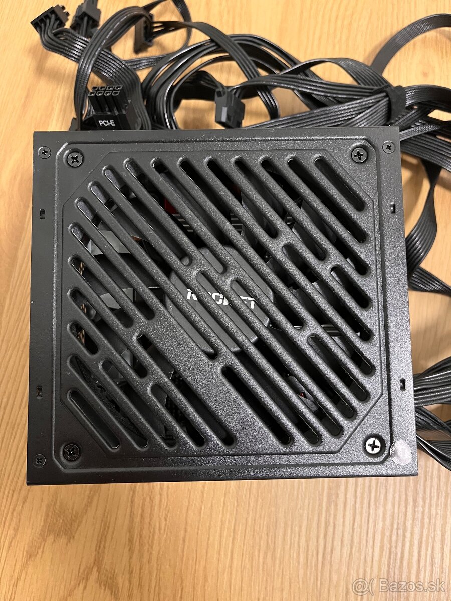 Banit Zdroj 850w - 2