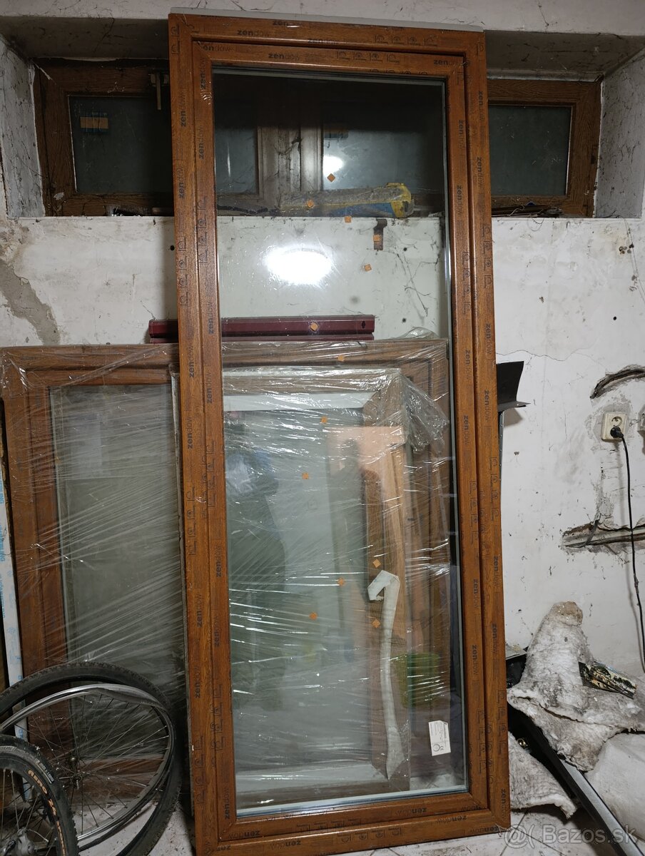 Predám balkónové dvere so zárubňou - 2