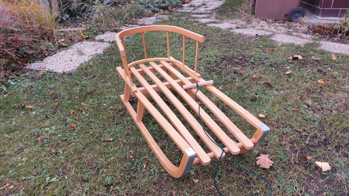 Drevene sanky s opierkou - 2