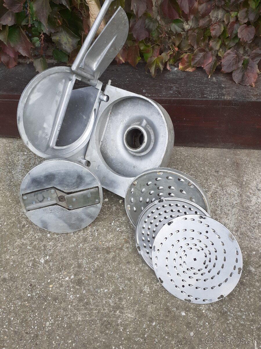 Krájač-strúhač na Alba Re 22 - 2