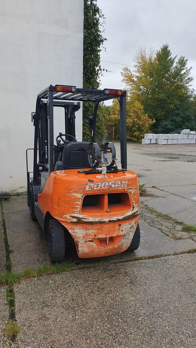 DOOSAN G33P-5, LPG - 2