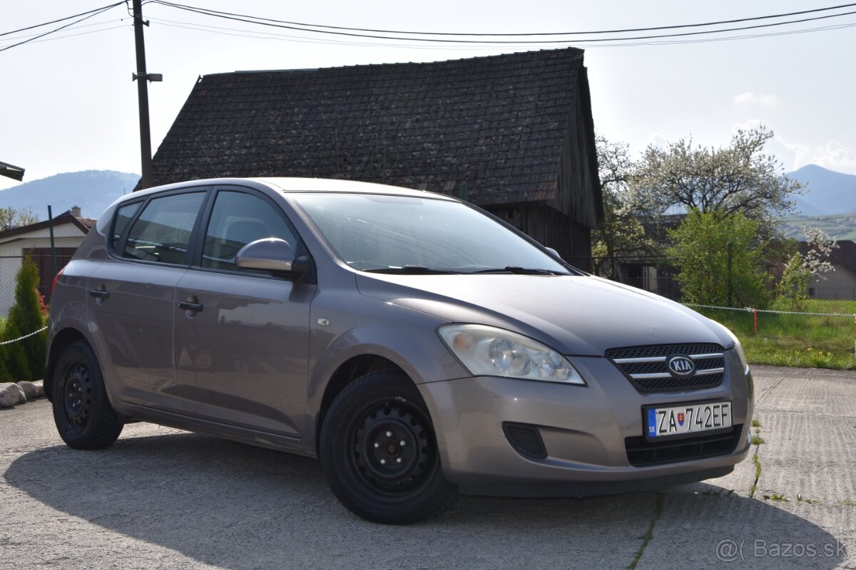 Kia Ceed SW 1.6 CRDi - 2