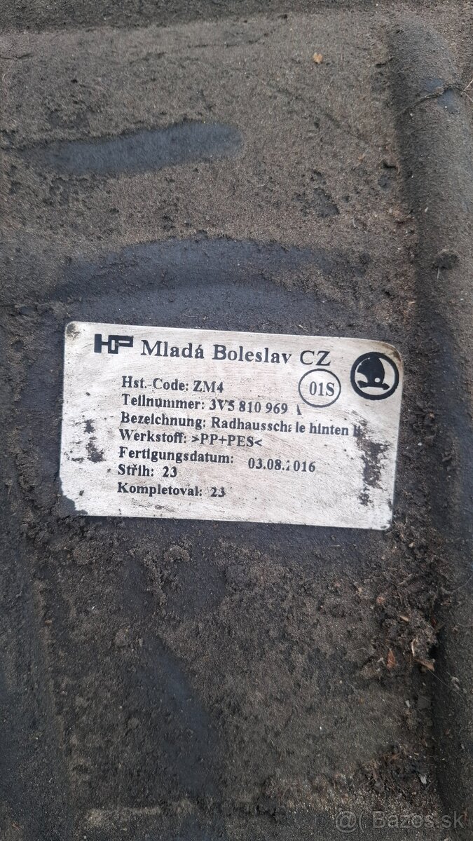 Zadný podblatník Škoda Superb III – originál - 2