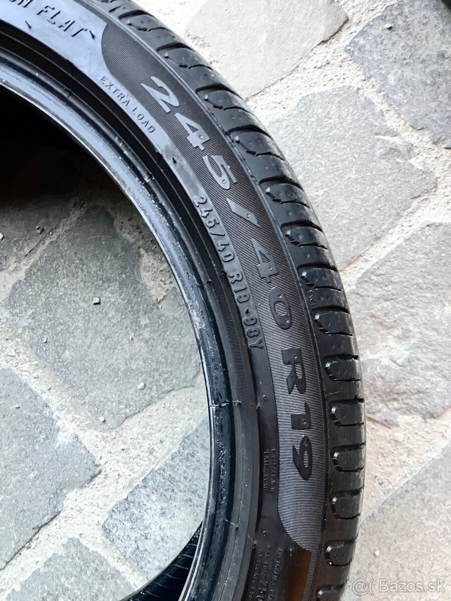 2x 245/40 r19 - 2x 275/35 r19 - 2