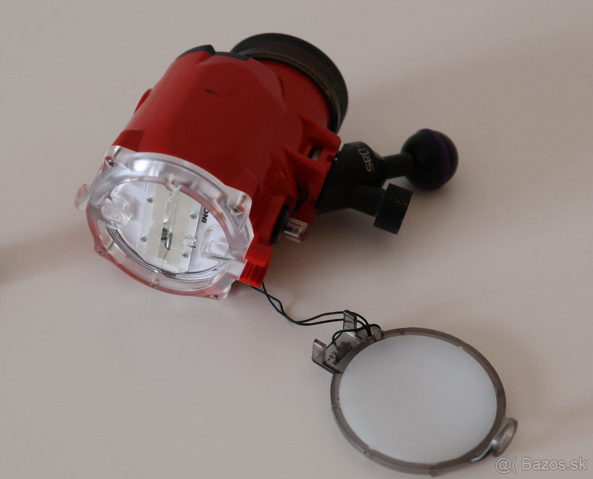 Podvodný blesk Inon S2000 - S-TTL - 2