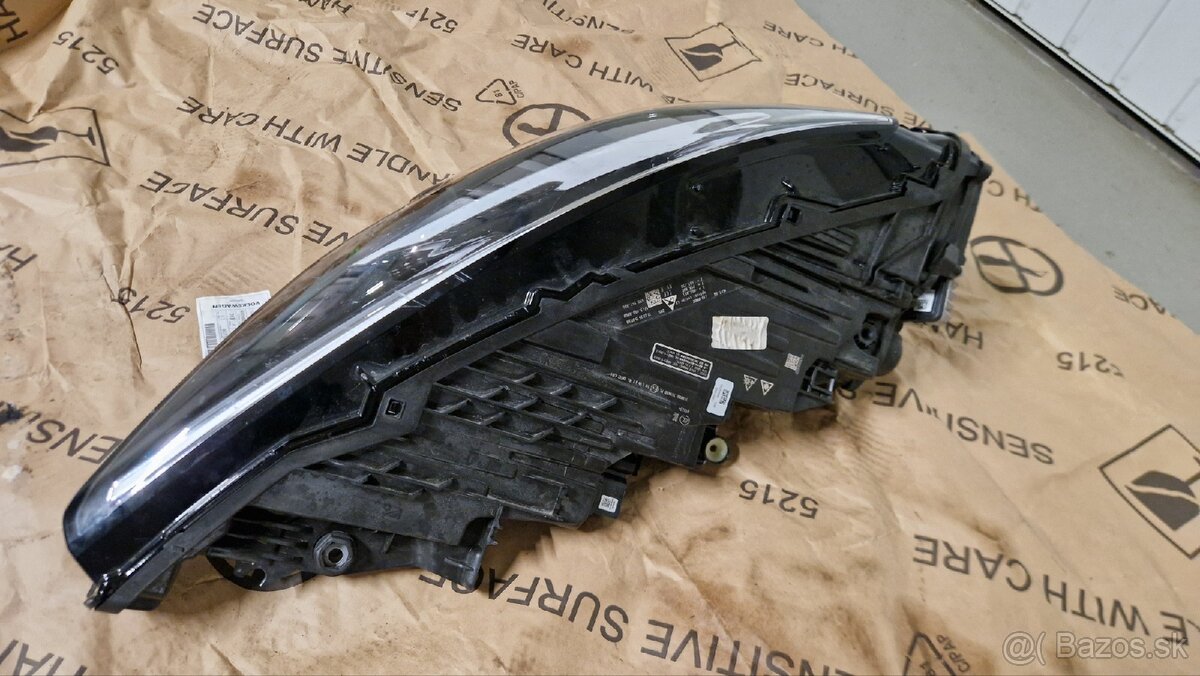 PREDNY PRAVY SVETLOMET AUDI Q8 lift - 2