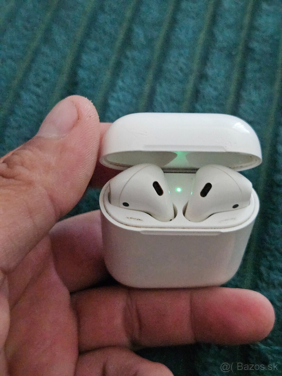 Airpods 2 zlava 70e - 2