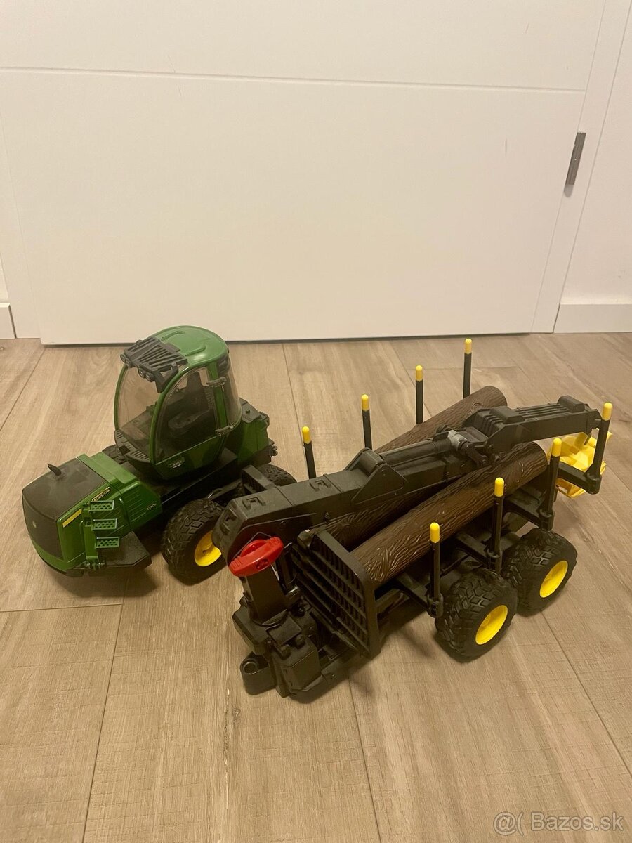 Bruder Lesný traktor John Deere - 2