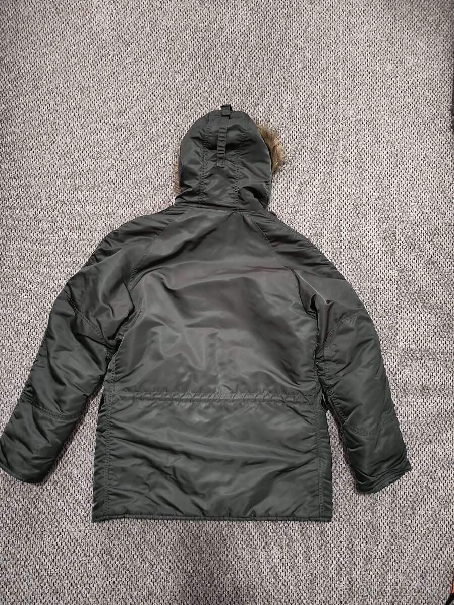 Predám parku Alpha Industries - 2