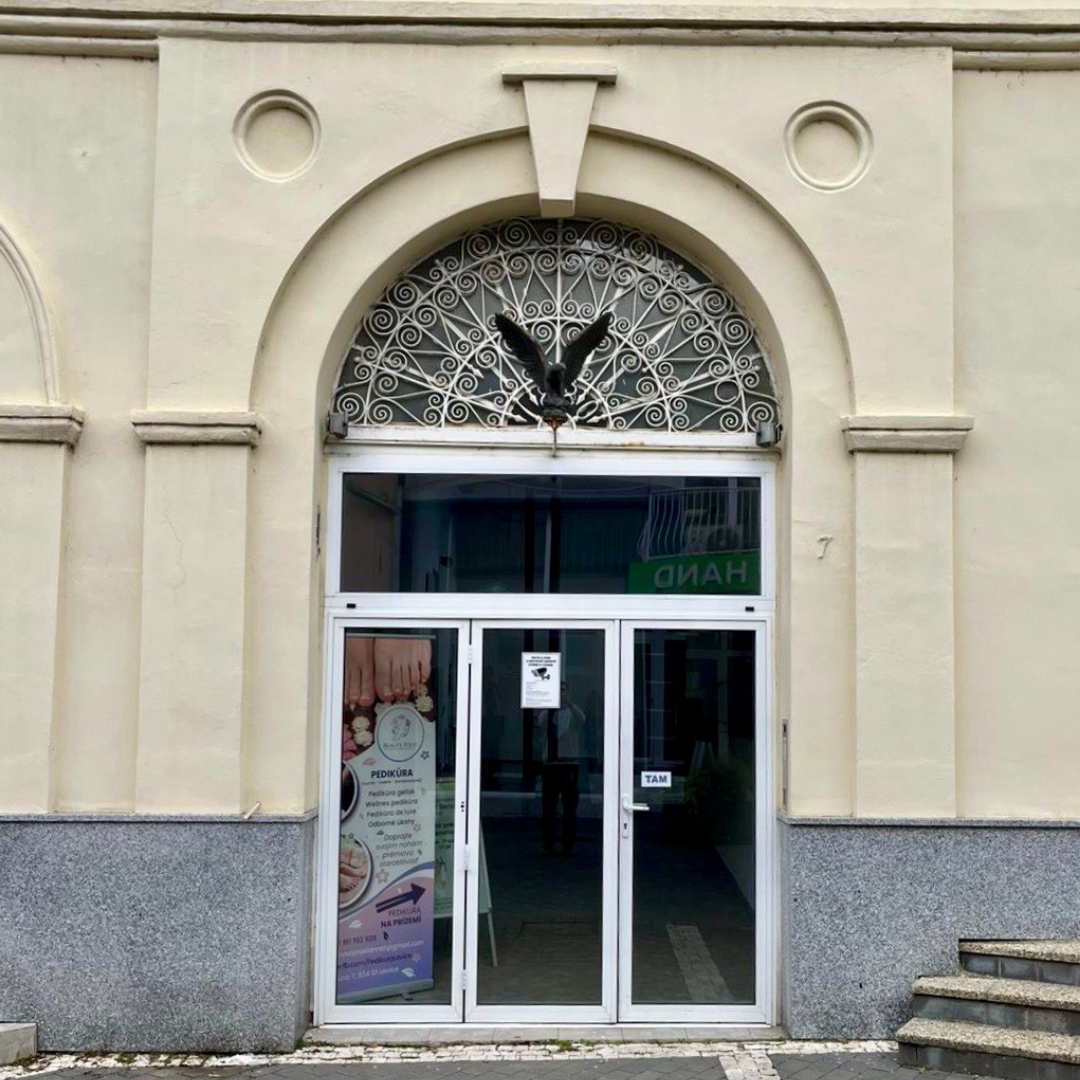 Kancelária v Átriu v centre mesta Levice - 2