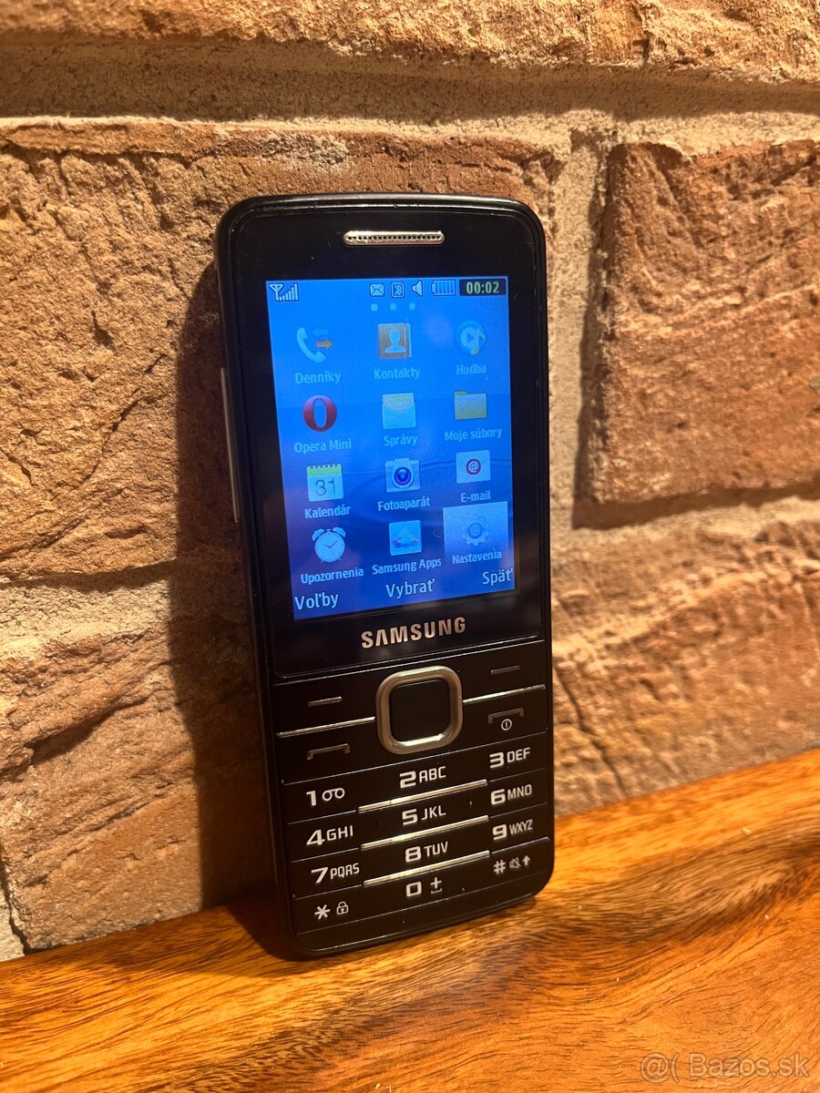 Samsung GT-S5610 tlačítkový mobil, nová baterka, krásny stav - 2
