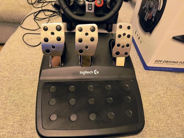 Logitech G29 kompletní balení - 2