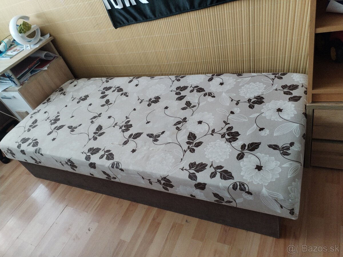 Posteľ s úložným priestorom - 2