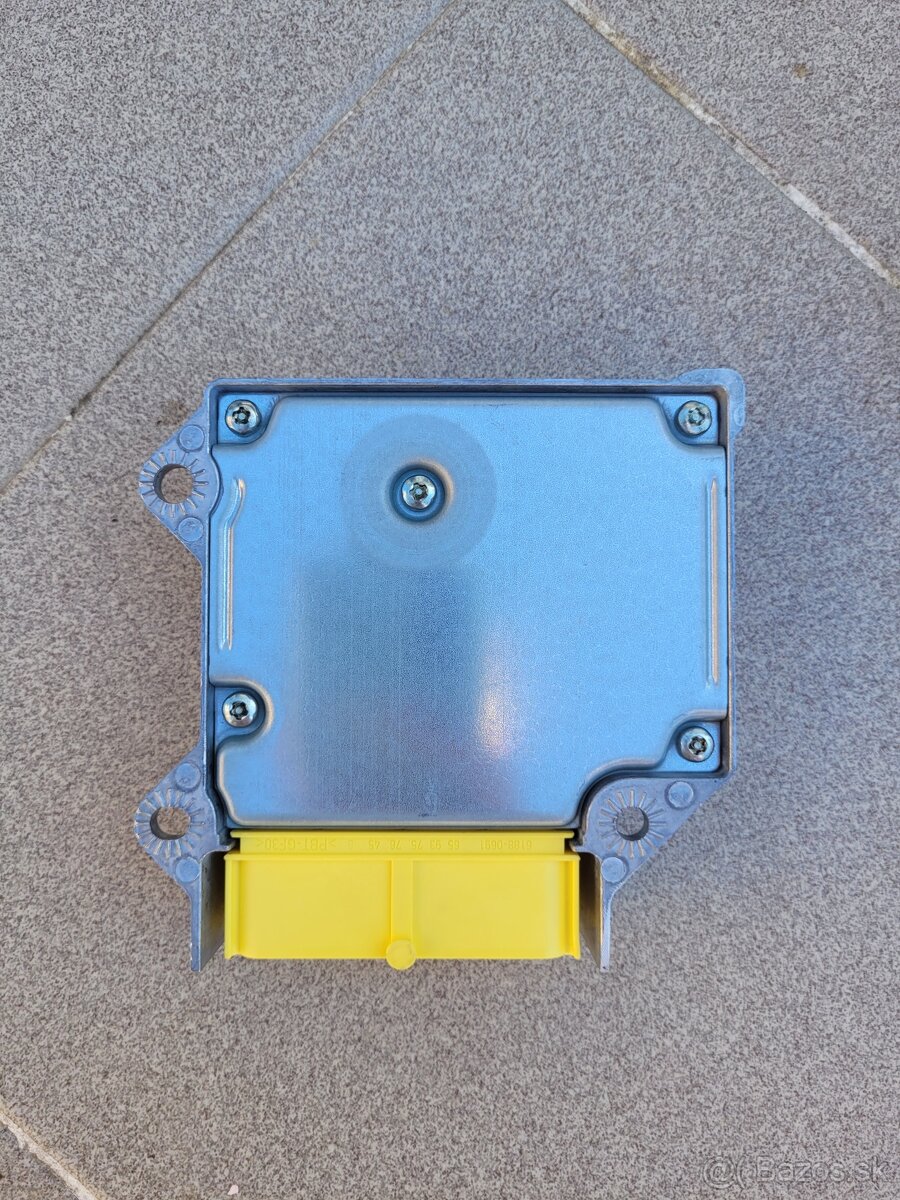 Radiaca jednotka airbagov - 2