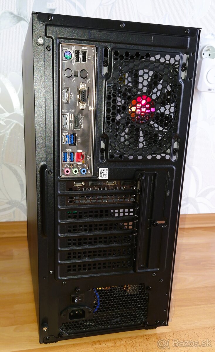 Predám počítač vhodný na hranie hier, prácu aj školu... - 2
