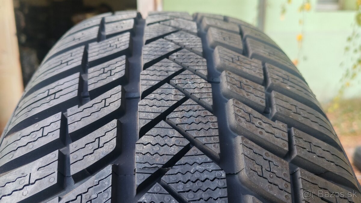 Zimné pneu 235/55 R19 --- VREDESTEIN - 2