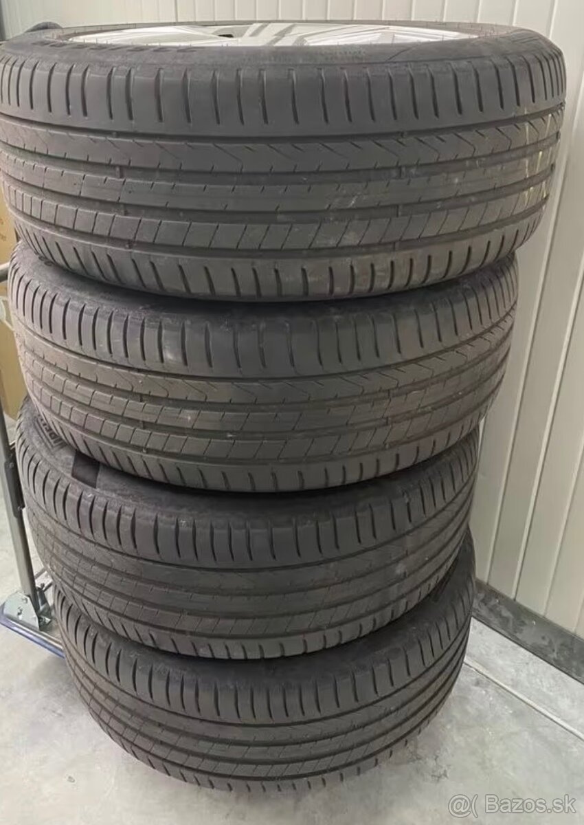 Audi Q4 Etron 235/55R19 celá sada disky aj pneu - 2