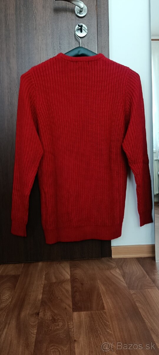 Červený sveter - 2