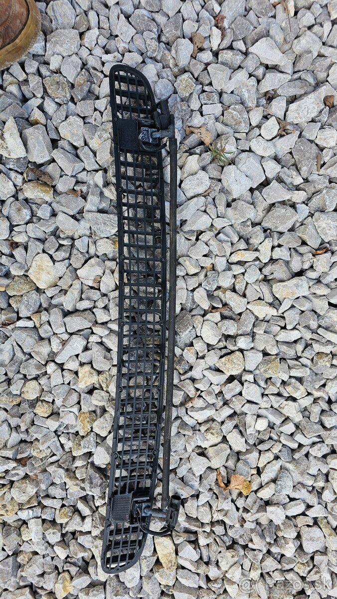 Bmw e46 horná mriežka kapoty - 2