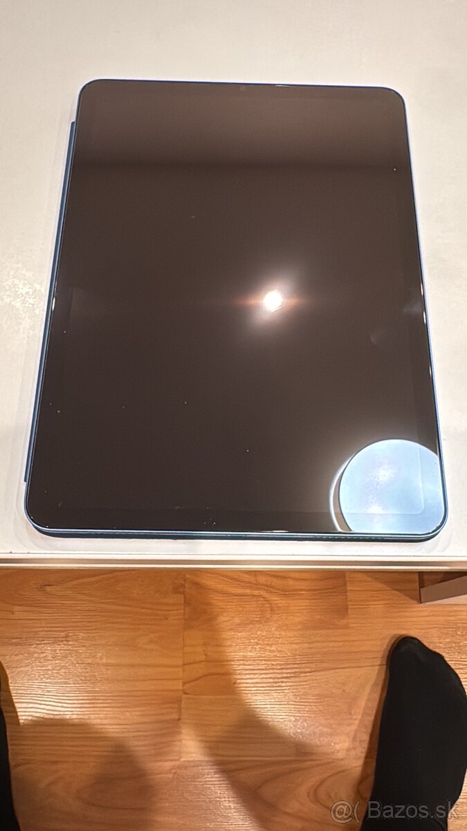 Predám iPad Air M1 - 2