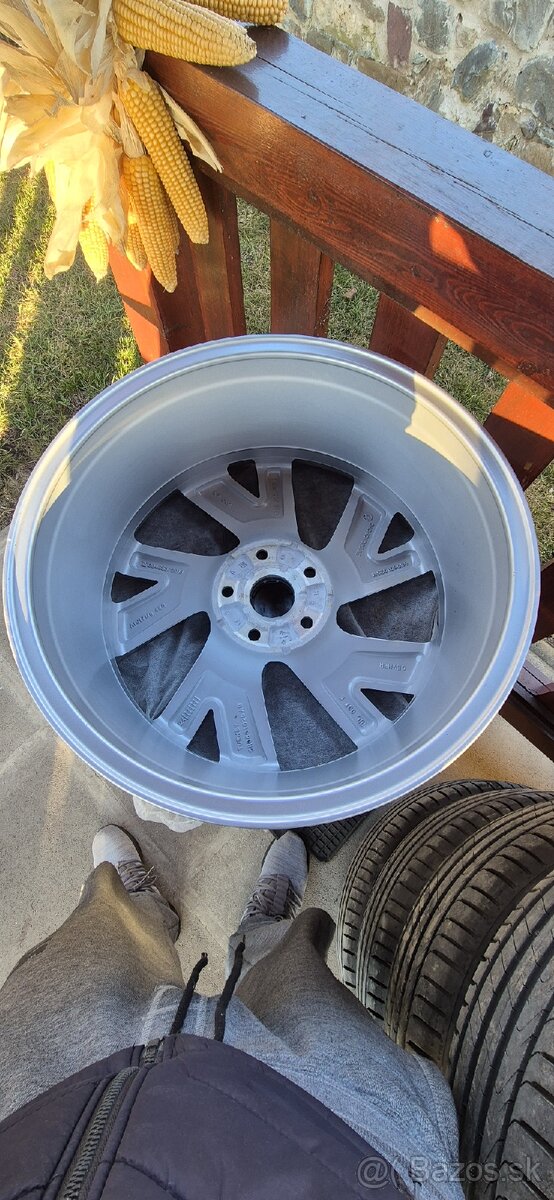 R18 5x112 vw bergamo - 2