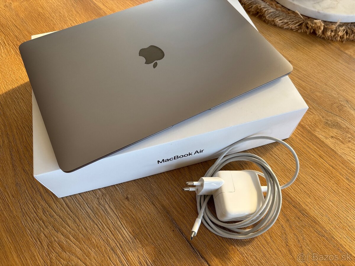 MacBook Air 13” M1 16GB - 2