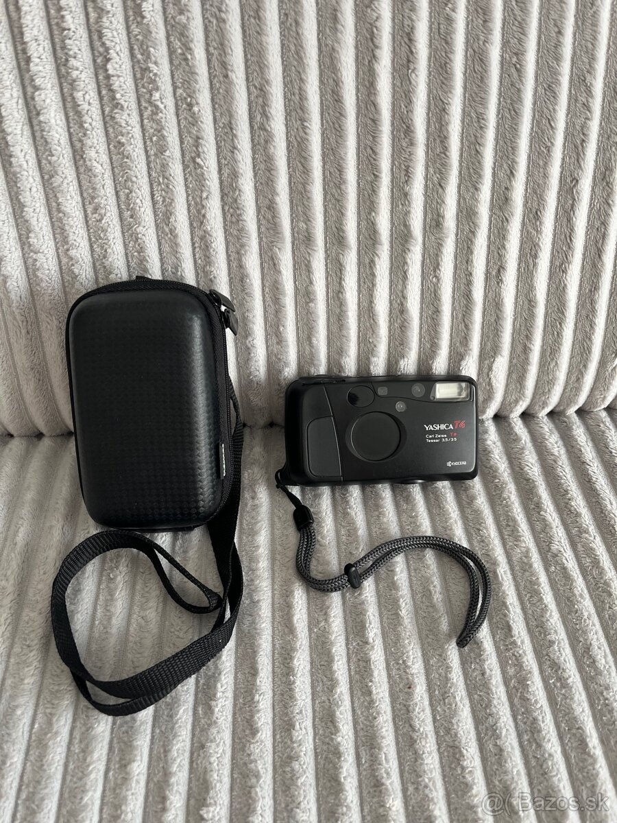 Yashica T4 - 2