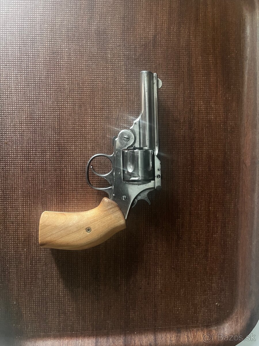 Smith&Wesson - 2